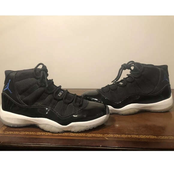 SOLD Nike Air Jordan Retro 11 XI Space Jam 2009 13 - Picture 3 of 8